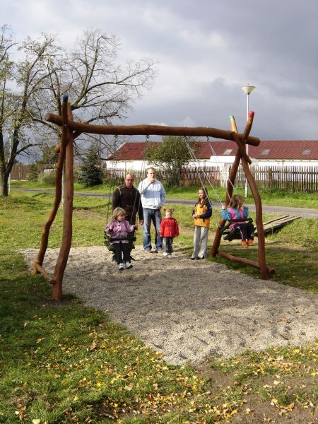 Otevření dětského hřiště u Plchů